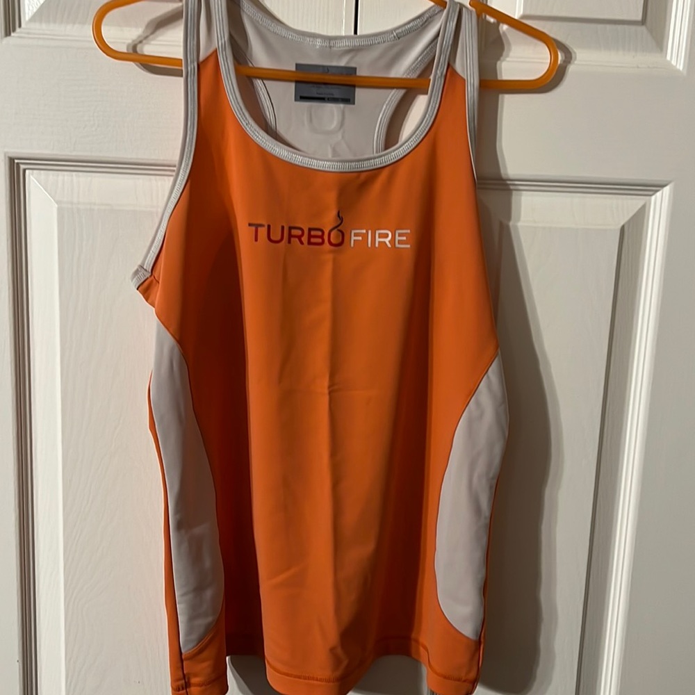 5 for 25$ 💵 Ladies medium Turbo Fire tank top